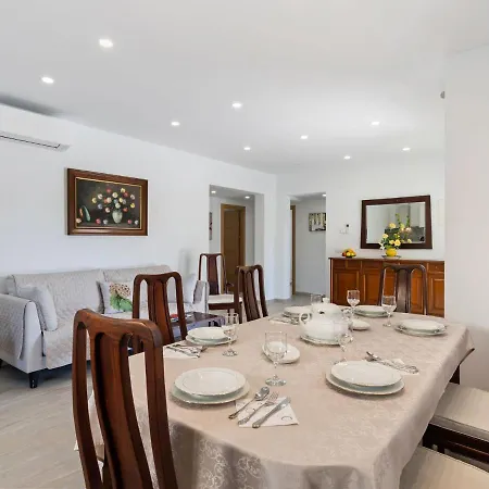 Villa Belvilla By Oyo Casa Marcel