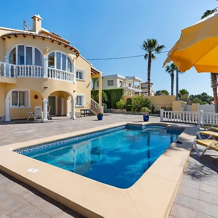 Villa Pool Near