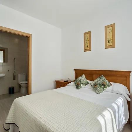 Pool Near וילה *